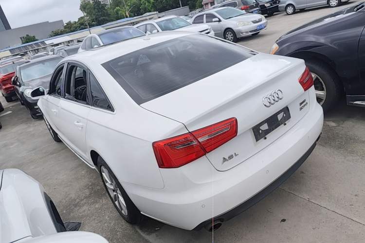 Used Audi A6L 2014 30 FSI Comfort Model Rear Left 45 Deg