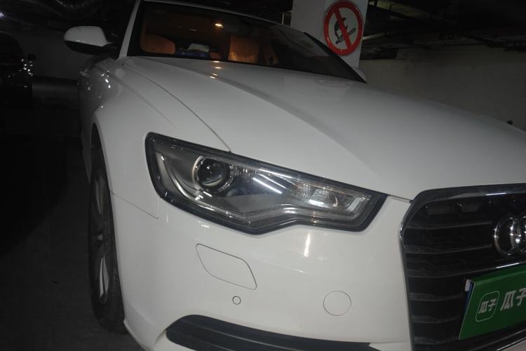 Used Audi A6L 2014 TFSI Standard Model Right Front Headlight