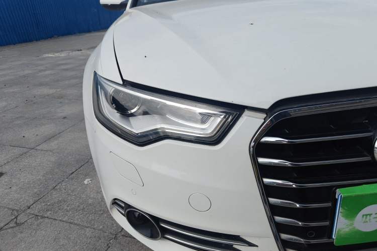 Used Audi A6L 2014 TFSI Standard Model Right Front Headlight