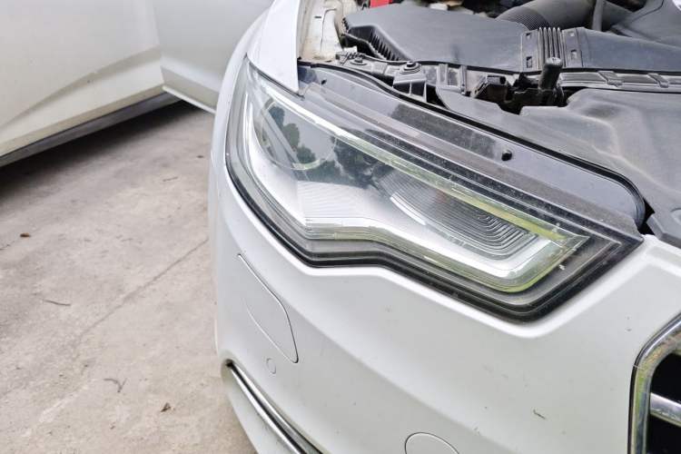 Used Audi A6L 2014 30 FSI Comfort Model Right Front Headlight
