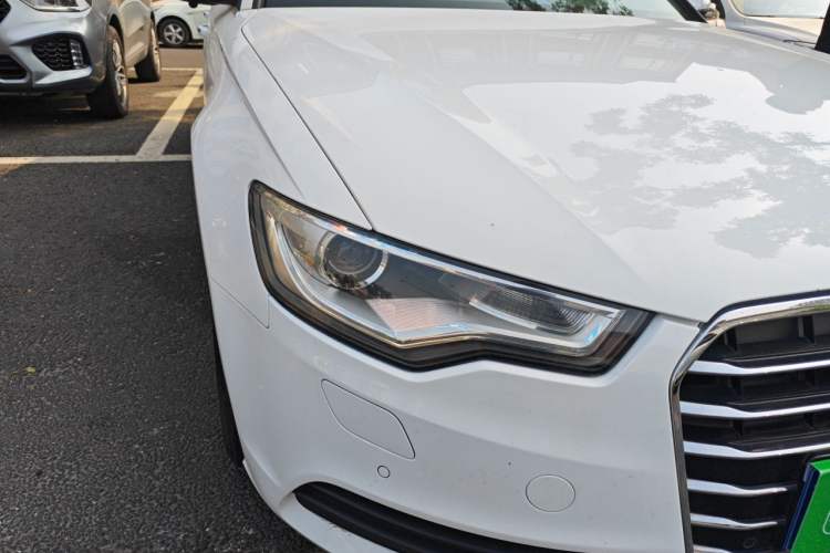 Used Audi A6L 2014 TFSI Standard Model Right Front Headlight