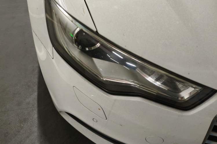 Used Audi A6L 2014 TFSI Standard Model Right Front Headlight