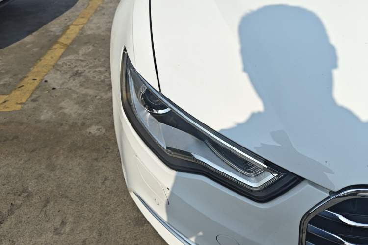 Used Audi A6L 2014 TFSI Standard Model Right Front Headlight