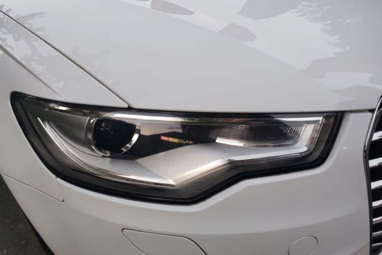 Used Audi A6L 2014 30 FSI Comfort Model Right Front Headlight