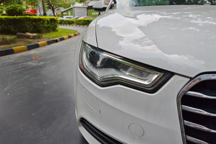 Used Audi A6L 2014 TFSI Standard Model Right Front Headlight