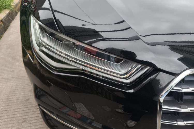 Used Audi A6L 2014 TFSI Standard Model Right Front Headlight