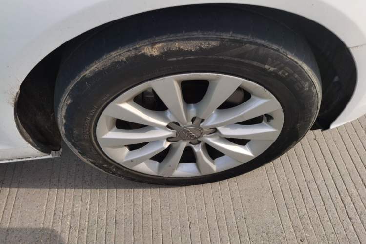 Used Audi A6L 2014 30 FSI Comfort Model Right Front Wheel Hub