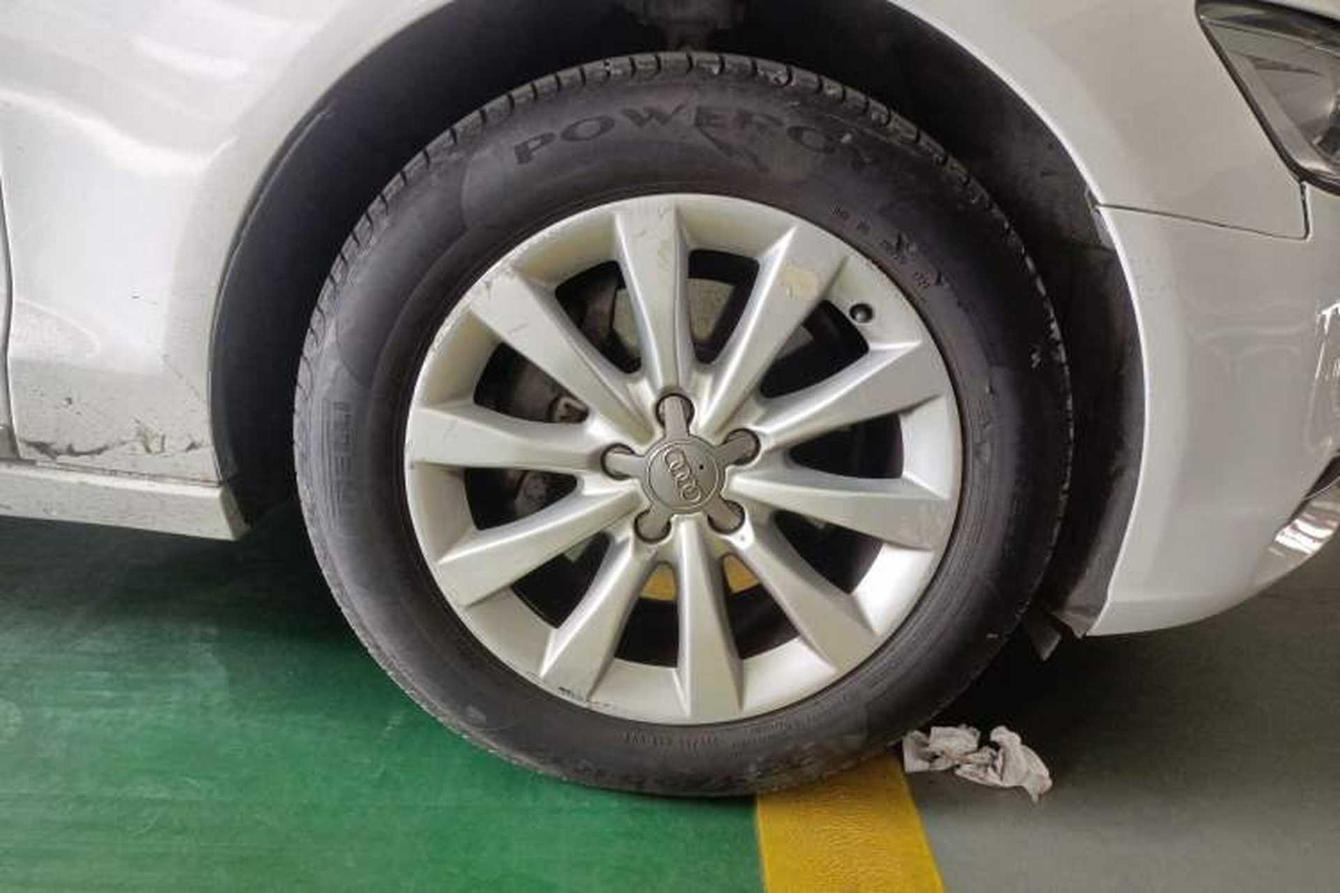 Used Audi A6L 2014 TFSI Standard Model Right Front Wheel Hub