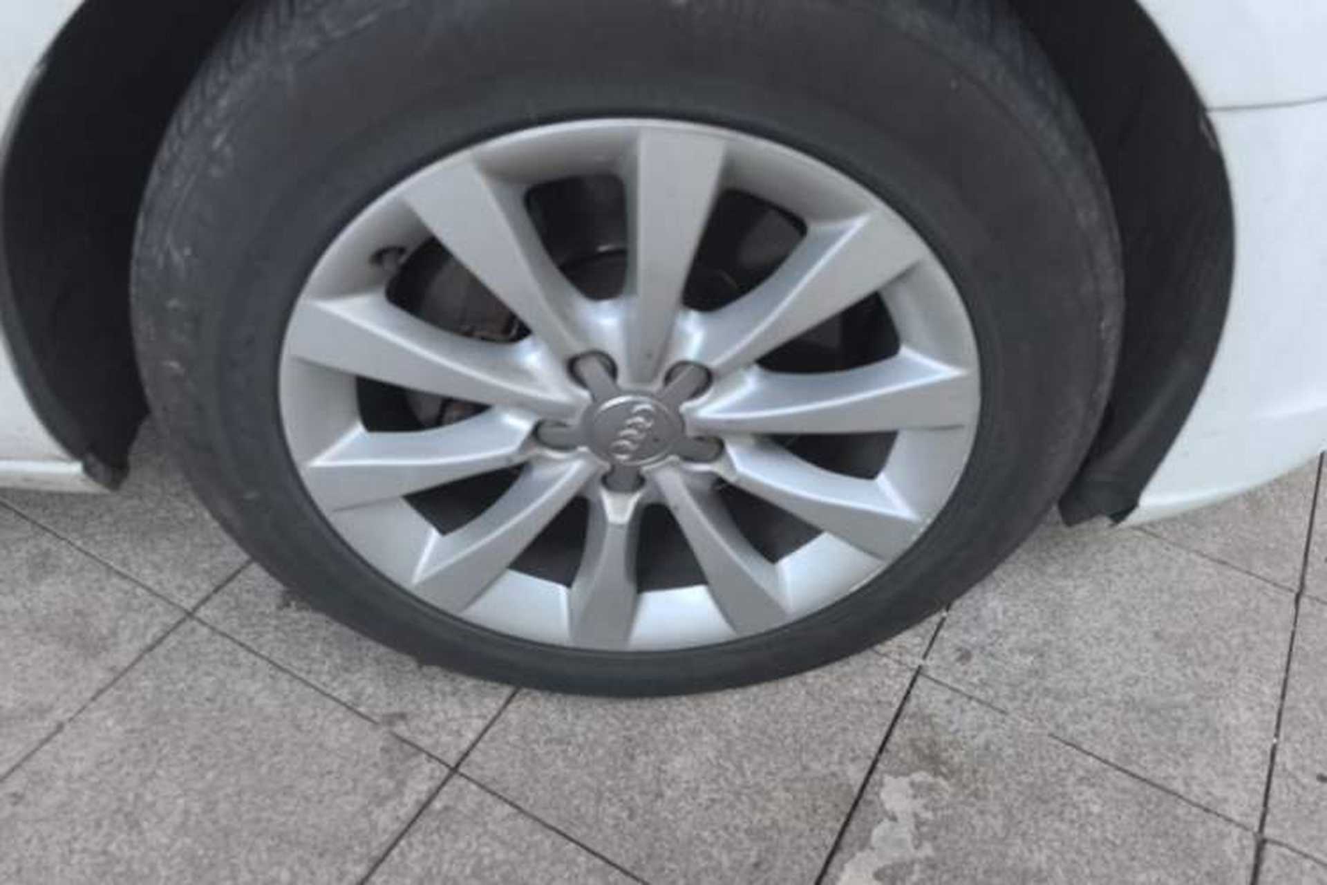 Used Audi A6L 2014 30 FSI Comfort Model Right Front Wheel Hub
