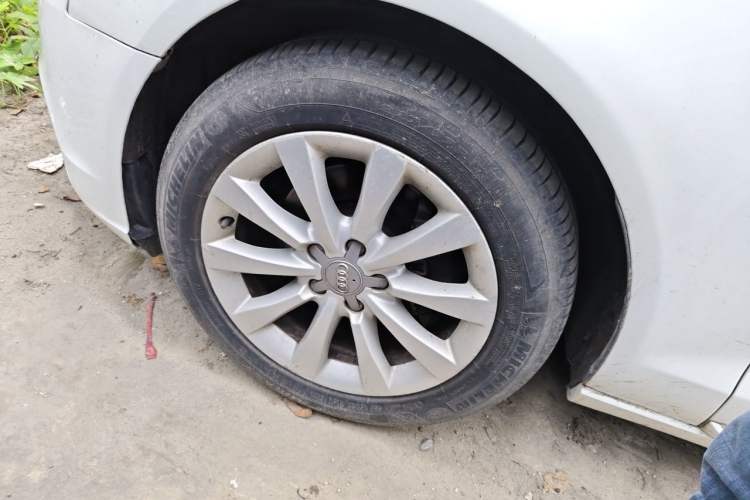 Used Audi A6L 2014 30 FSI Comfort Model Right Front Wheel Hub