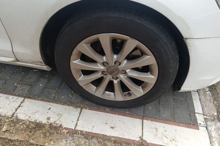 Used Audi A6L 2014 TFSI Comfort Model Right Front Wheel Hub