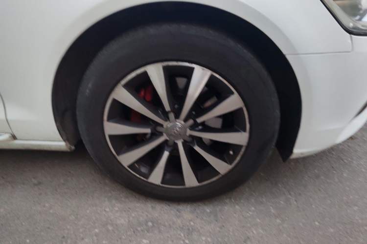 Used Audi A6L 2014 30 FSI Comfort Model Right Front Wheel Hub