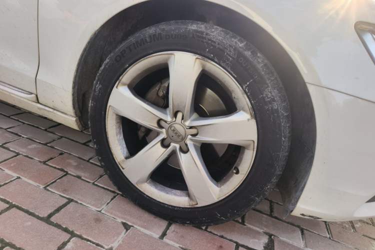 Used Audi A6L 2014 30 FSI Technology Model Right Front Wheel Hub