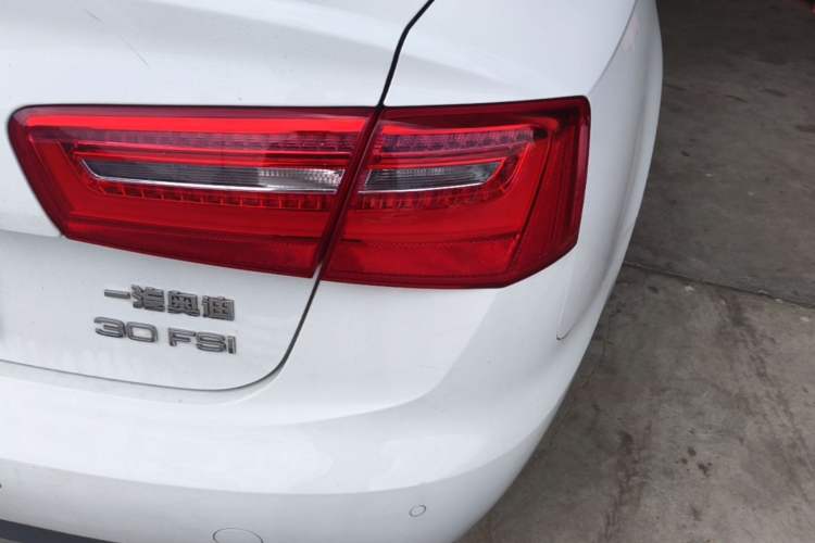 Used Audi A6L 2014 30 FSI Comfort Model Right Rear Taillight