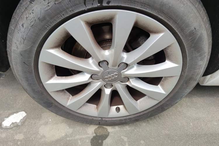 Used Audi A6L 2014 TFSI Standard Model Right Rear Wheel Hub