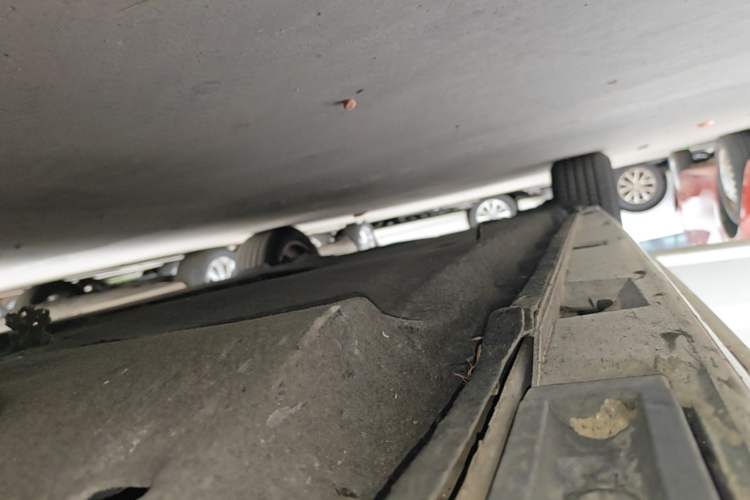 Used Audi A6L 2014 TFSI Standard Model Right Side Sill