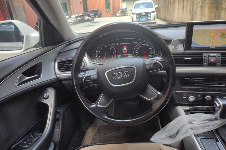 Used Audi A6L 2014 30 FSI Luxury Model Steering Wheel