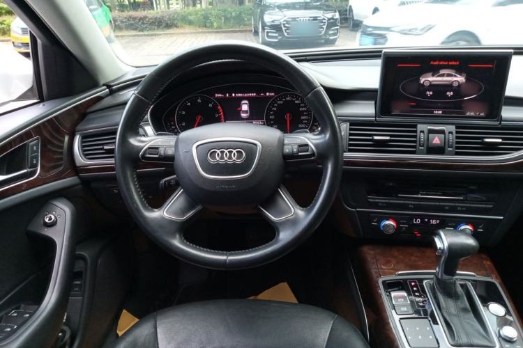 Used Audi A6L 2014 30 FSI Comfort Model Steering Wheel