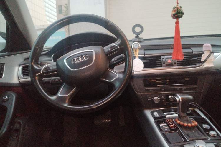 Used Audi A6L 2014 30 FSI Technology Model Steering Wheel
