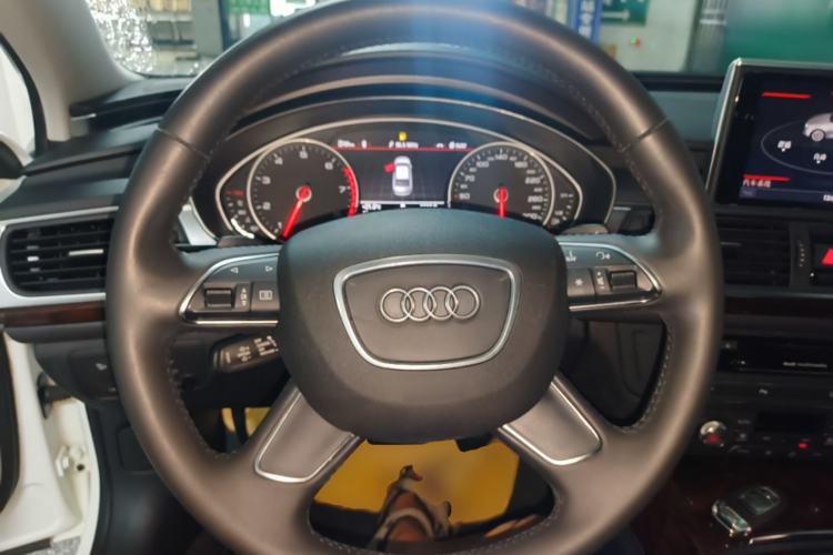 Used Audi A6L 2014 30 FSI Comfort Model Steering Wheel