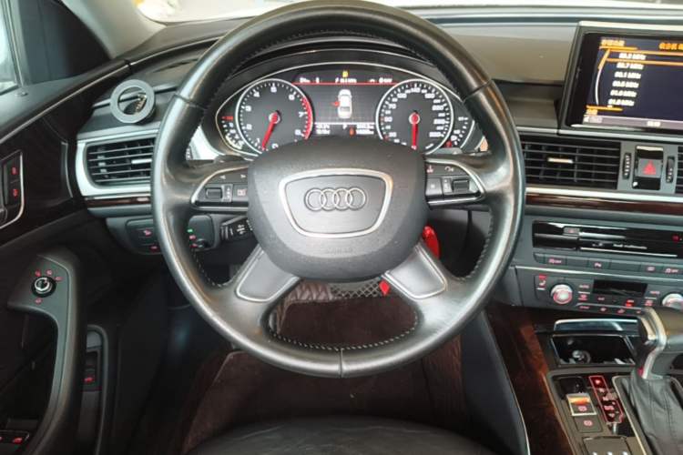 Used Audi A6L 2014 30 FSI Comfort Model Steering Wheel