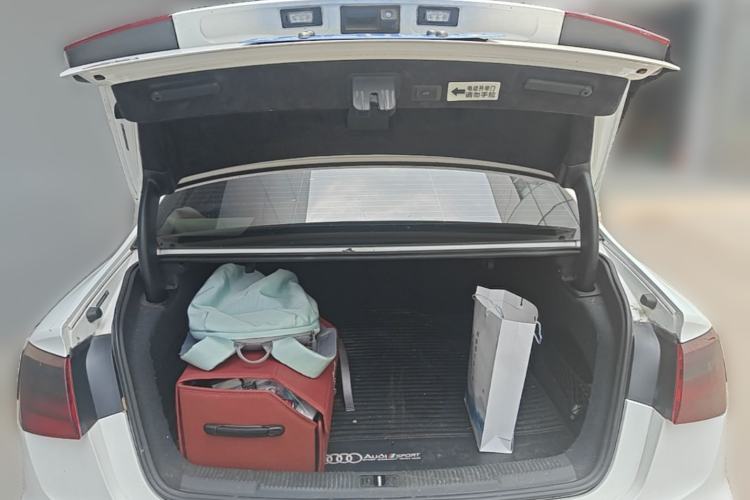 Used Audi A6L 2014 TFSI Standard Model Trunk