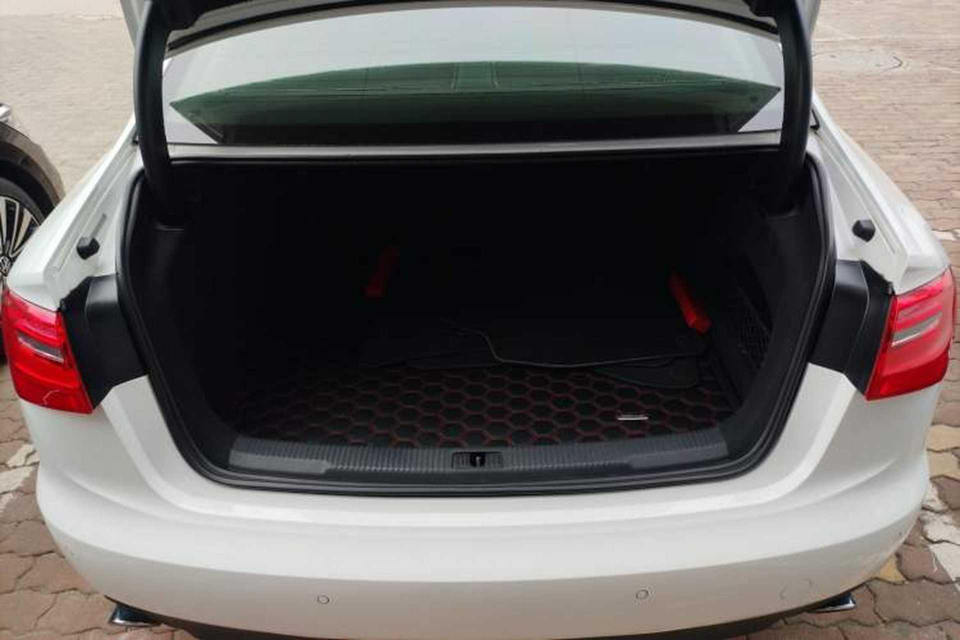 Used Audi A6L 2014 TFSI Standard Model Trunk