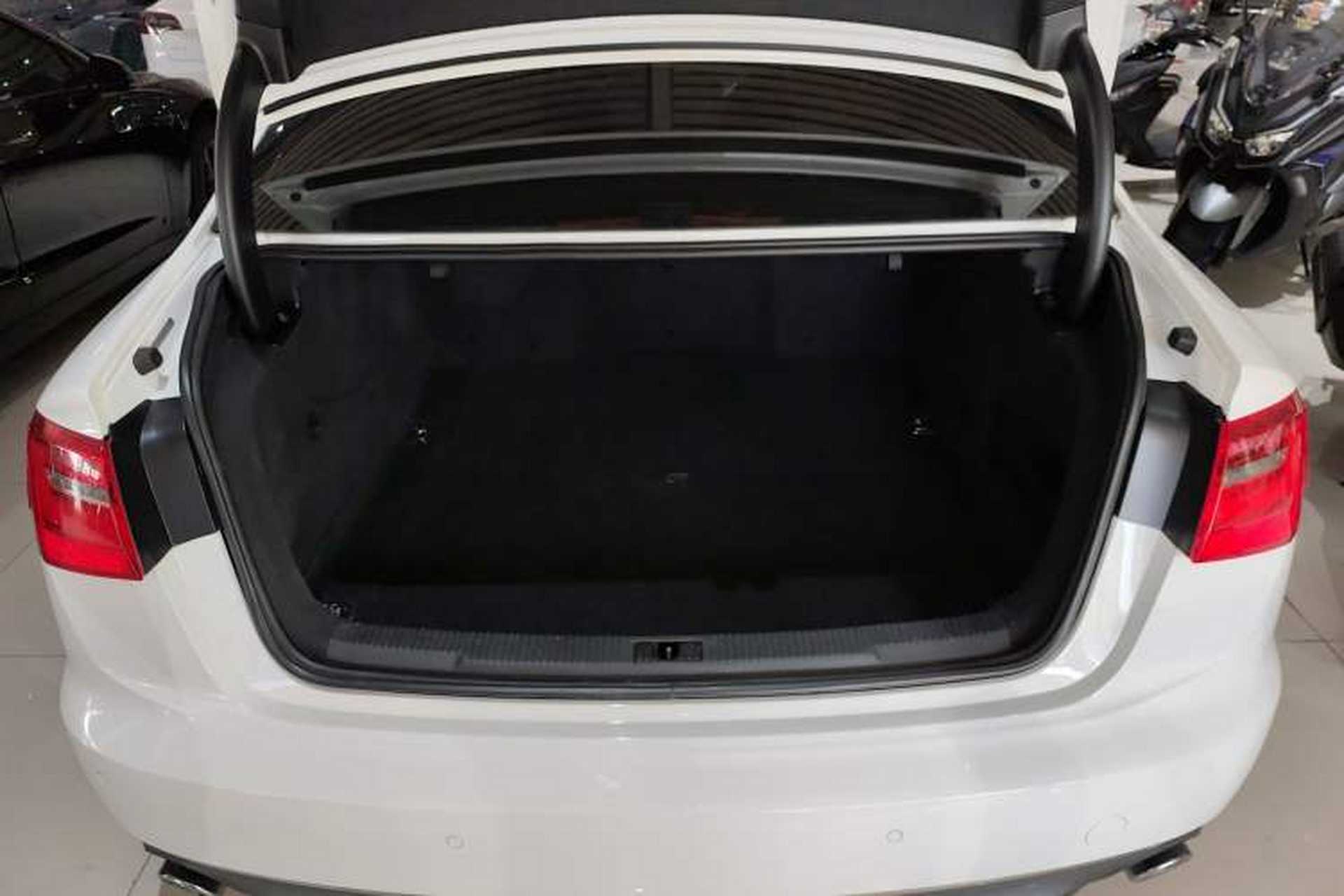 Used Audi A6L 2014 TFSI Standard Model Trunk