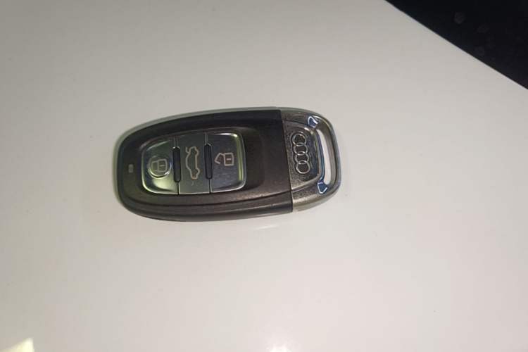 Used Audi A6L 2014 TFSI Standard Model Vehicle Key