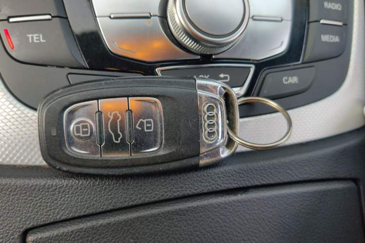 Used Audi A6L 2014 TFSI Comfort Model Vehicle Key