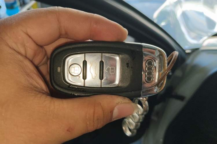 Used Audi A6L 2014 30 FSI Comfort Model Vehicle Key