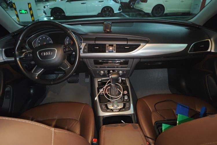 Used Audi A6L 2014 TFSI Standard Model Center Console