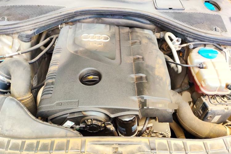 Used Audi A6L 2014 TFSI Comfort Model Engine Bay