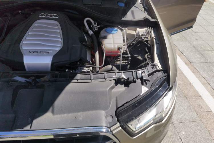 Used Audi A6L 2014 30 FSI Comfort Model Engine Bay Left