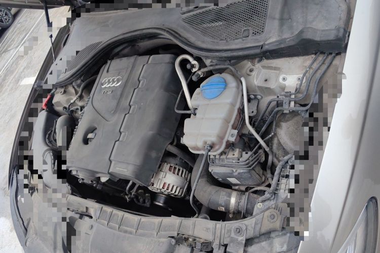 Used Audi A6L 2014 TFSI Standard Model Engine Bay Left