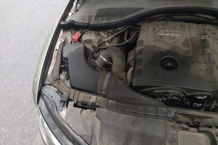 Used Audi A6L 2014 TFSI Standard Model Engine Bay Right