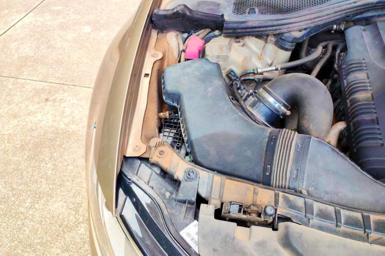 Used Audi A6L 2014 TFSI Comfort Model Engine Bay Right