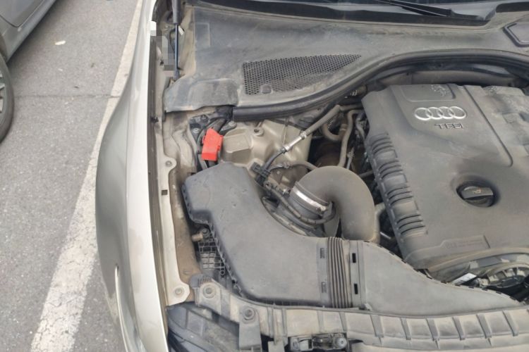 Used Audi A6L 2014 TFSI Standard Model Engine Bay Right