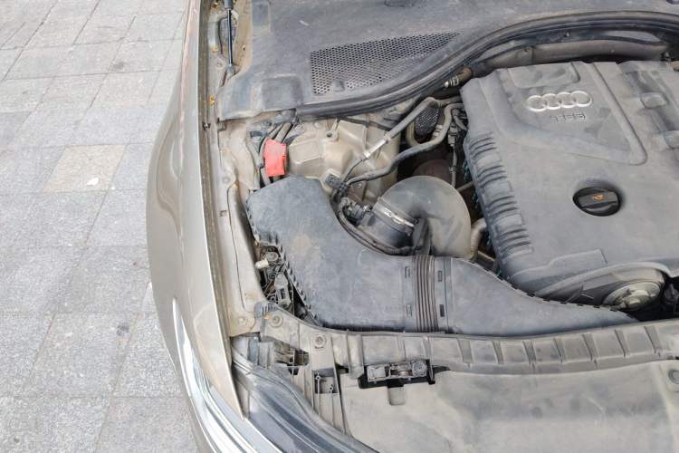 Used Audi A6L 2014 TFSI Standard Model Engine Bay Right