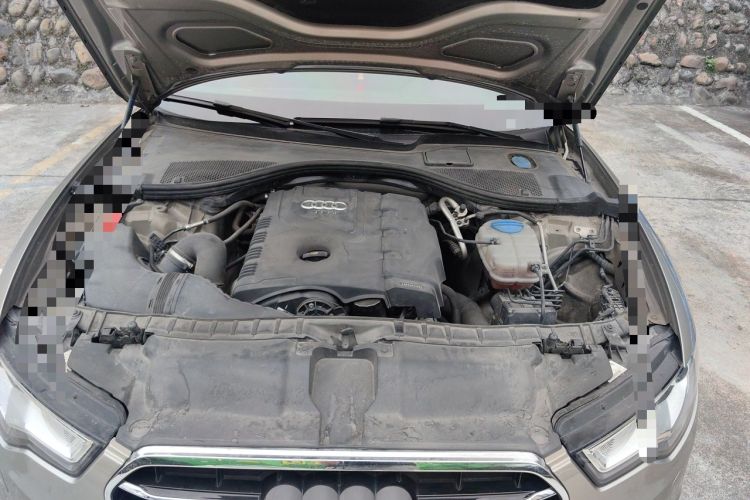 Used Audi A6L 2014 TFSI Standard Model Engine Bay