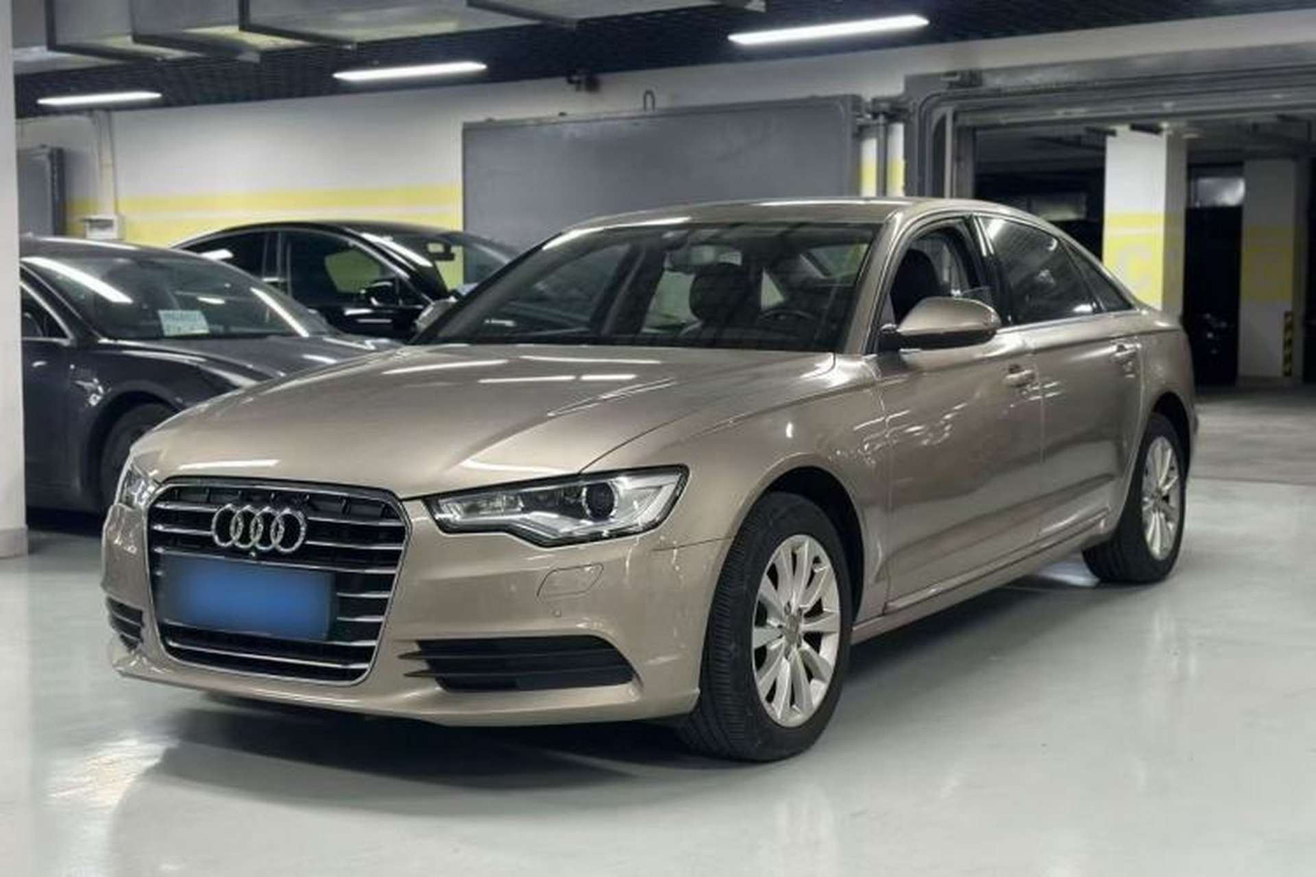 Used Audi A6L 2014 TFSI Standard Model Front Left 45 Deg