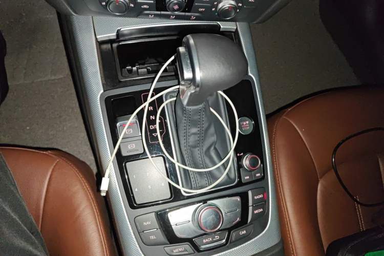 Used Audi A6L 2014 TFSI Standard Model Gear Lever
