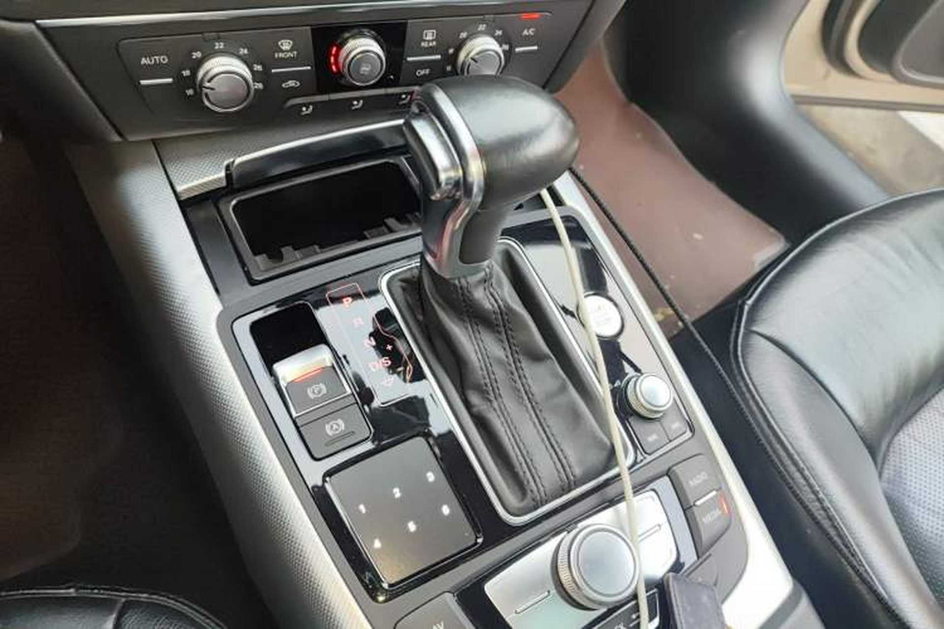 Used Audi A6L 2014 TFSI Standard Model Gear Lever