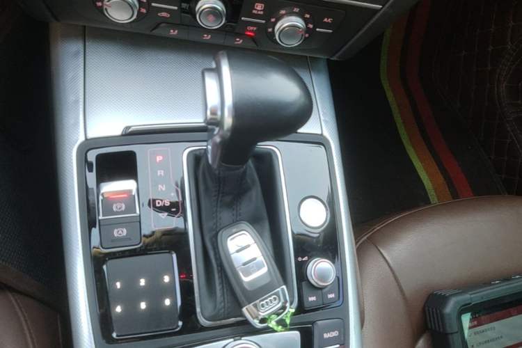 Used Audi A6L 2014 TFSI Standard Model Gear Lever
