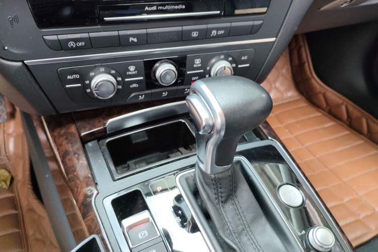 Used Audi A6L 2014 TFSI Comfort Model Gear Lever