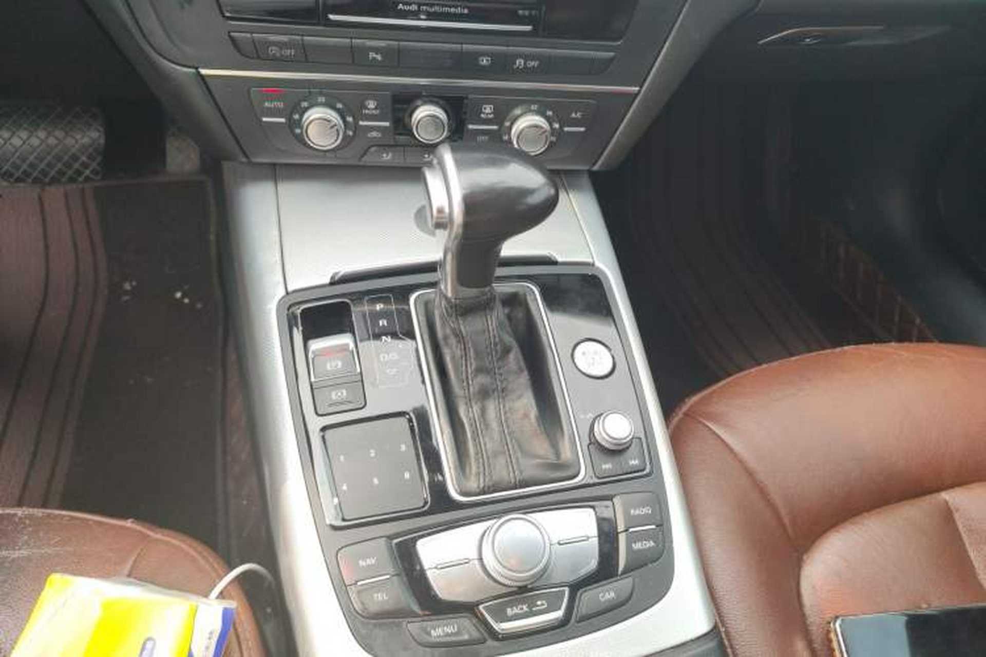 Used Audi A6L 2014 TFSI Standard Model Gear Lever