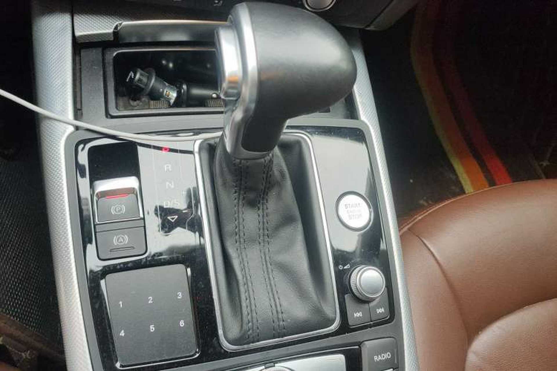 Used Audi A6L 2014 TFSI Standard Model Gear Lever