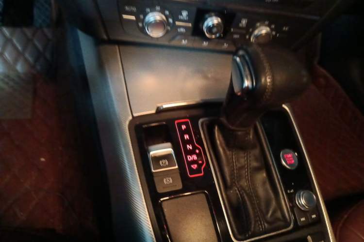 Used Audi A6L 2014 TFSI Standard Model Gear Lever