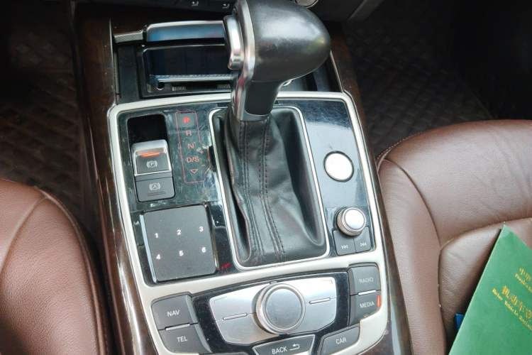Used Audi A6L 2014 TFSI Standard Model Gear Lever