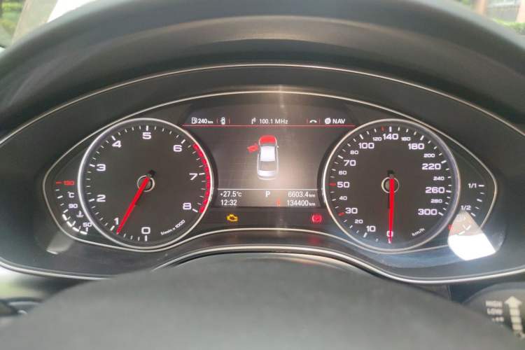 Used Audi A6L 2014 TFSI Standard Model Instrument Cluster